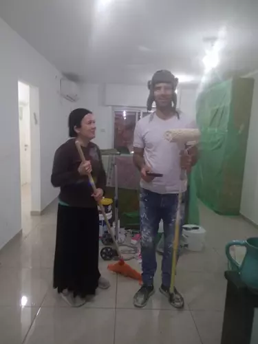 עבודות שיפוצים וצבע בדירה